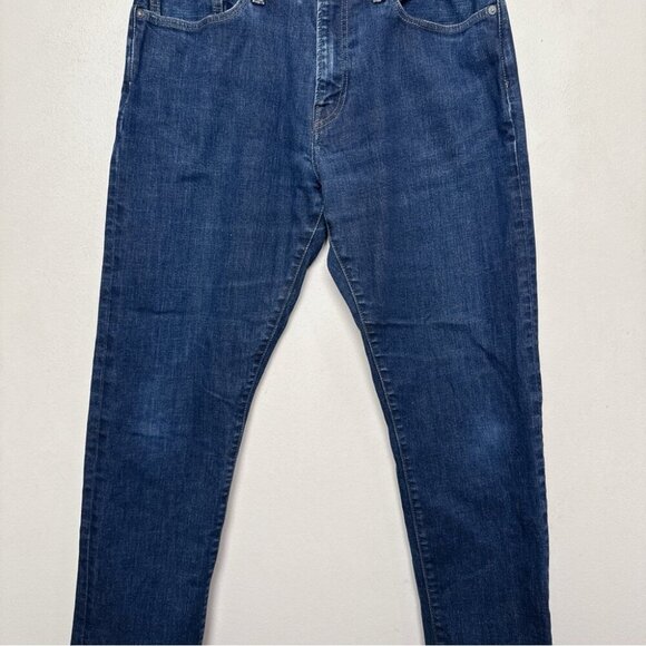 GAP Mens 33 x 32 Athletic Taper Dark Wash Blue Denim Jeasn - Picture 5 of 16